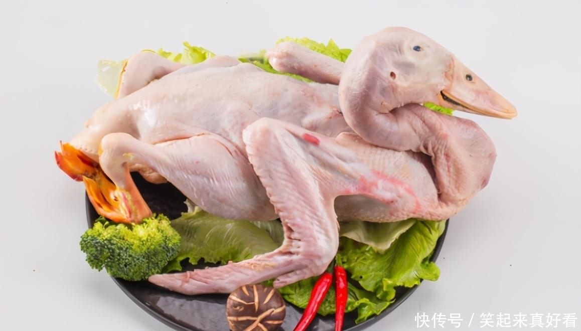 腥味|秋季正是吃鸭肉的好时候,烧制前给鸭肉洗个热水澡,这样才能无味