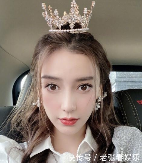 蔡徐坤|郑恺喂baby鸡翅被拒,看清楚蔡徐坤喂的啥,原因女生都懂