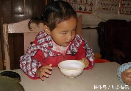 两物|缺锌缺锌最容易“拖垮”娃身高,两物煮粥长高个,家长记住了