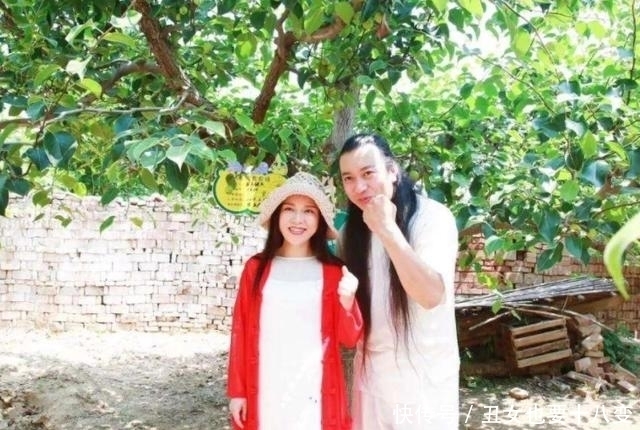 年度|星光大道年度冠军,名气不输玖月奇迹,现在却落得无人认识的地步