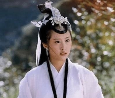 退出|因出演《丑女无敌》走红，消失3年以为退出娱乐圈，实际已离去