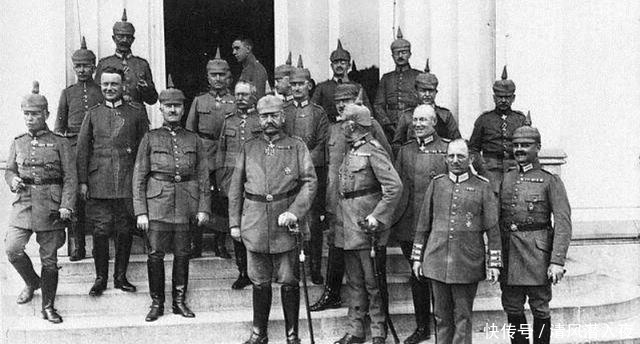 后悔|德国人为何不后悔发动二战? 一个面包1000亿, 不打民族就完了