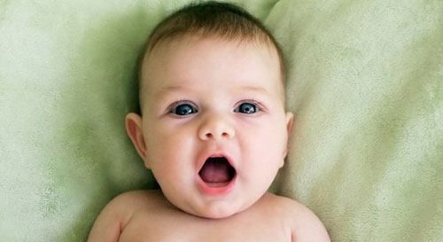  丈夫|妻子怀孕3个月肚子，却像9个月的一样大，丈夫吓坏，医生大笑