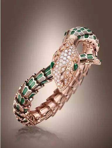 冲刷|比小说更精彩的珠宝故事,随着时间的不断冲刷,显露最为纯粹一面