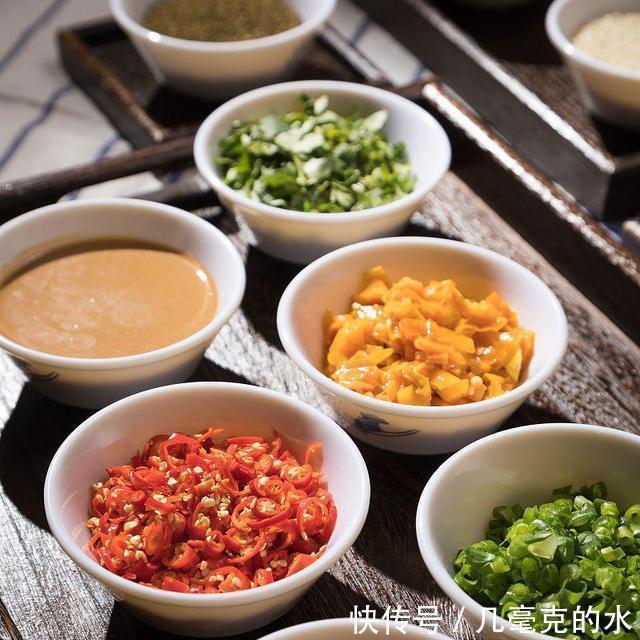 掌门|锅掌门——市井卤味火锅满足各类人群各种口味需求