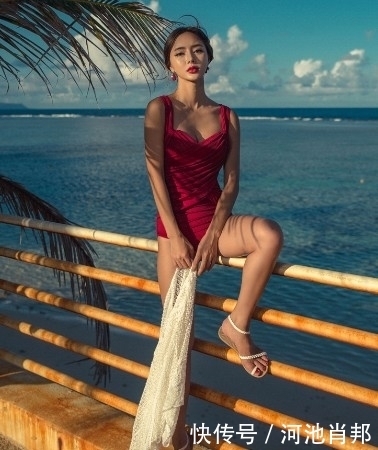 时尚|比基尼泳衣小姐姐,潮味十足,更加行动自如!