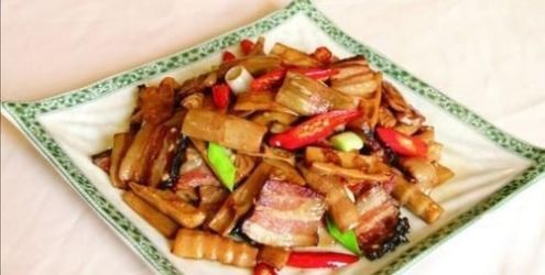 锅里热油|年夜饭, 我家必备8菜一汤, 做法一目了然, 好吃到让家人停不了嘴