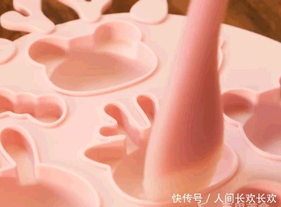 买到|排队1小时才买到的经典粑粑糕,成本不到4块,比普通蛋糕更糯!