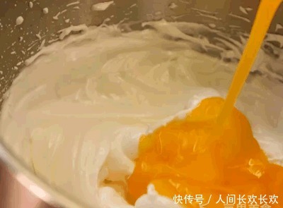 买到|排队1小时才买到的经典粑粑糕,成本不到4块,比普通蛋糕更糯!