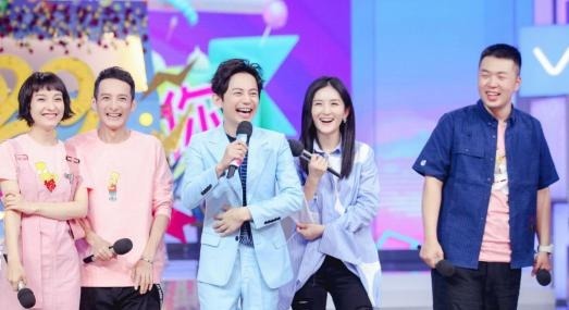 终究|何炅也救不了你,网红终究是网红,上了《快本》你也得凉!