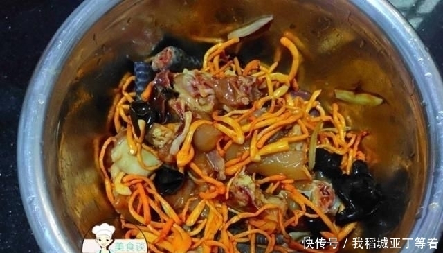 虫草花|这菜,蒸一蒸就好,营养好吃不上火,一周吃两次,提高身体免疫力