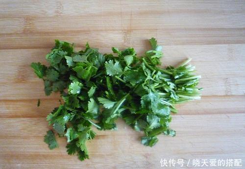 酥脆|风味茄子,很多人都做错了,难怪不酥脆不好吃,大厨:这样做才对