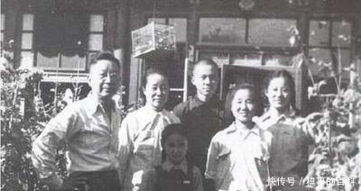 赵清阁|为了老舍,赵清阁一辈子未嫁,在错的时间遇到对的人终是错付一生