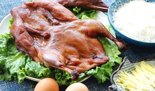  嵌入|卤鸭煲饭紧实又细腻，那肥美鲜香真真实实嵌入肉里啦