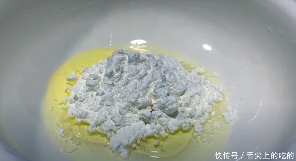 酸甜|糖醋里脊好吃,糖醋汁是关键,拿捏好比例入口酥脆酸甜可口