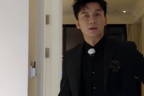 待遇|节目组太偏心给男成员只发零食和酸奶,却给杨颖“公主待遇”