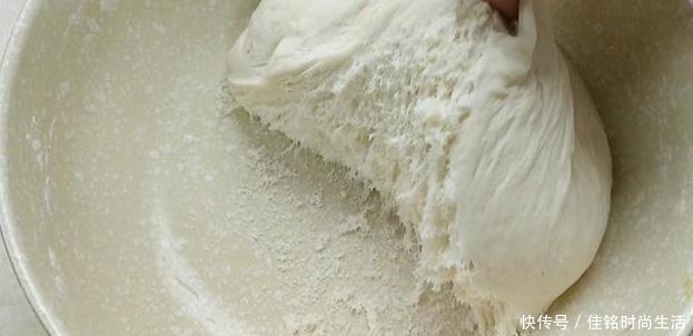 浓浓|戗面馒头的做法,一层一层撕着吃,浓浓面香味,越嚼越香