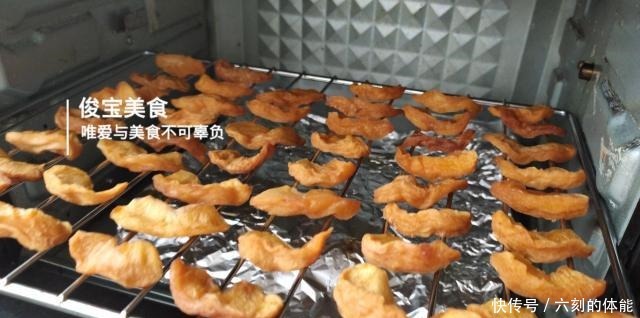 好吃|苹果一定要这样做一次,酸甜有嚼劲,比超市卖的果脯蜜饯都好吃。