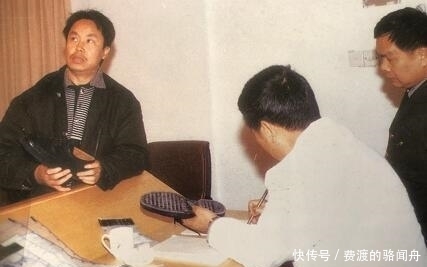  手下|他是张子强手下，分赃后买300万奔驰给18岁儿子，在老家建6栋别墅