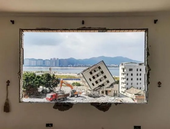 拆除|我国法律是否规定只要发了《限期拆除决定》就可以强制拆除？