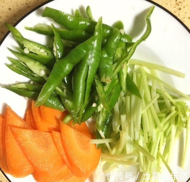 小炒|小炒腊肉,做法简单,美味下饭