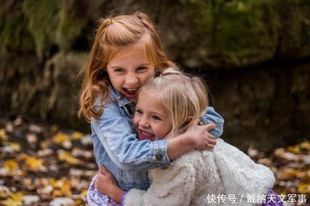 鼓起|女孩逛完超市，“肚子”鼓起被怀疑偷东西，店员检查后忍不住流泪