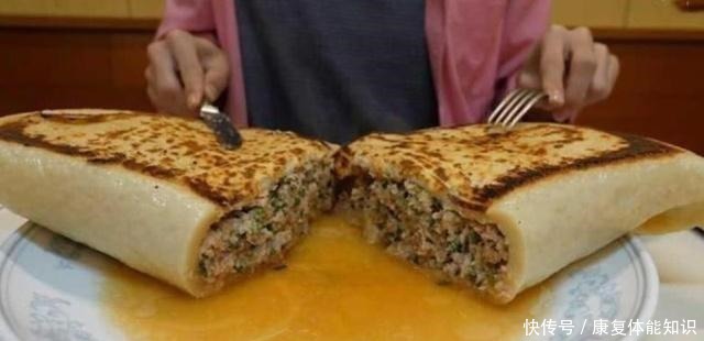 饺子|日本饺子店推出最“任性”煎饺,重8斤馅料有6斤,吃完就免单