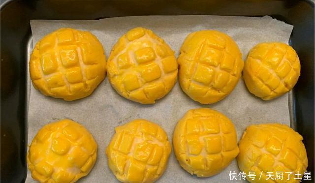 火爆|港式茶餐厅火爆的甜品之一!菠萝包真的可以在家做出超酥原风味!