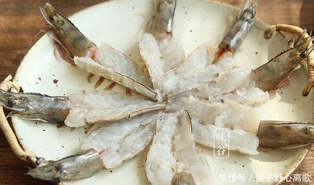 菜端|除夕年夜饭,这盘菜端上桌,颜值高味道好,家人吃完连连点赞