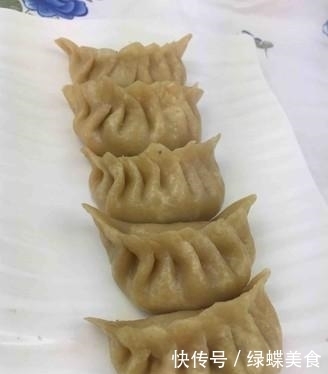  饺子|秋天包饺子就吃这个馅，比韭菜鲜，比芹菜营养，一口气能吃30个