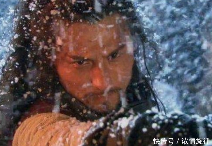 教头|《水浒传》中林冲的八十万禁军教头,相当于现代官阶几级?不高