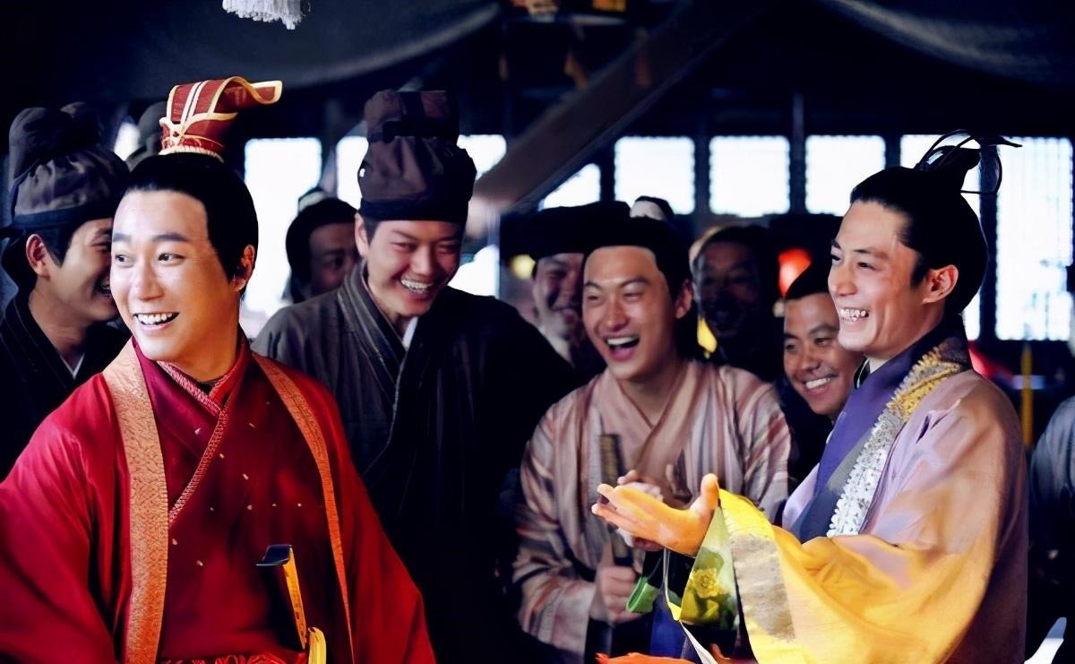 颠倒黑白|明朝奇案两名无赖见男童貌美，尾随对其母行不轨，反而颠倒黑白