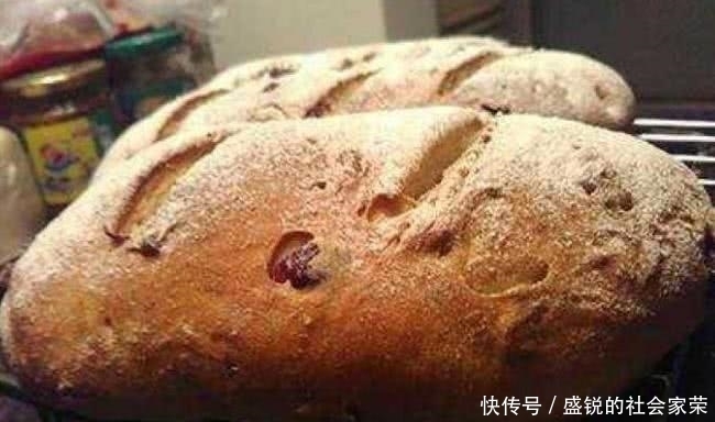 添加剂|去面包店买面包,不要买这6种,网友:只有不懂的人才会吃