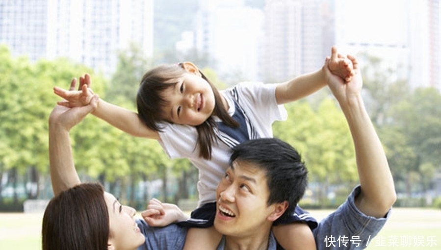 差别|放假时，整天“出去浪”和“宅在家”的孩子，长大后的差别很明显