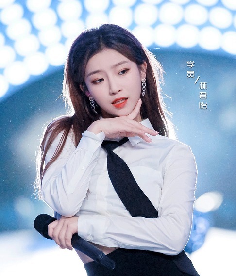 林君怡|未能成团演艺之路依然继续:徐艺洋录制新歌,林君怡资源变多