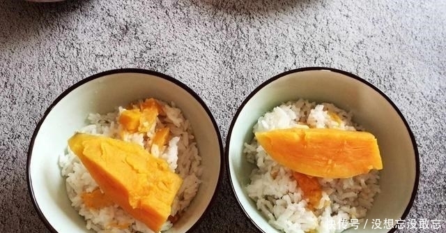  儿子|迎接儿子回家，3荤1素配杂粮饭，他最爱这一道菜，一口气吃十几颗