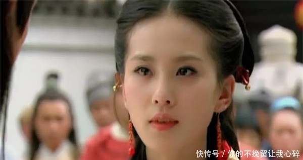 hold|刘诗诗未红时拍的戏,打扮得太“寒酸”,多亏高颜值hold住了!