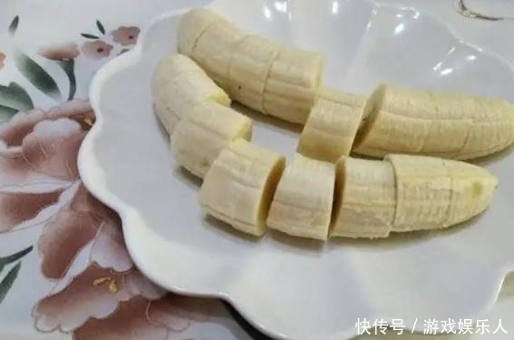 无糖|两根香蕉两个蛋半盒牛奶一碗面,无油无糖十分钟松软香甜易消化