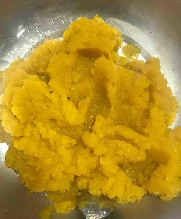  美味|这才是南瓜饼最好吃的做法，超级美味，低糖易消化，比糖糕还好吃