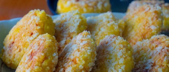 酸甜|糯米粉里加2个苹果,居然这么好吃,酸甜可口,每次上桌就抢光