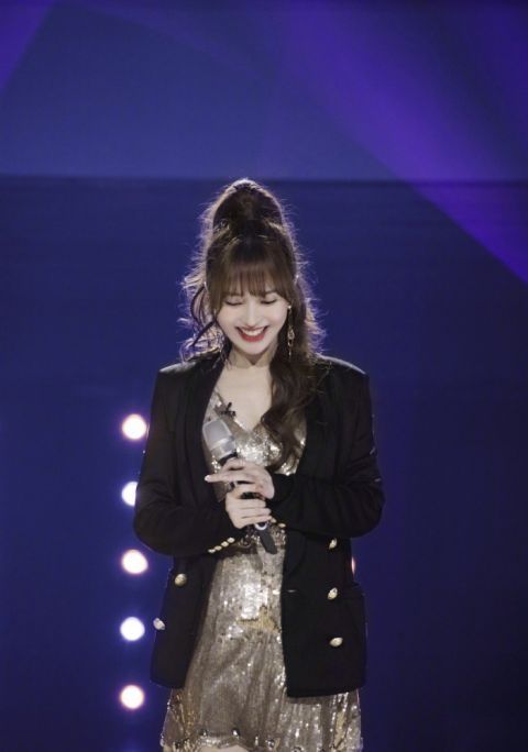 双标|丁当唱的好打低分,黄圣依唱的不好打高分,杜华双标太明显了一点