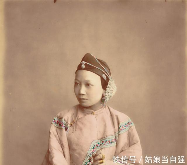  晚清时期|一双脚的秘密，晚清时期的女人气质相差这么大