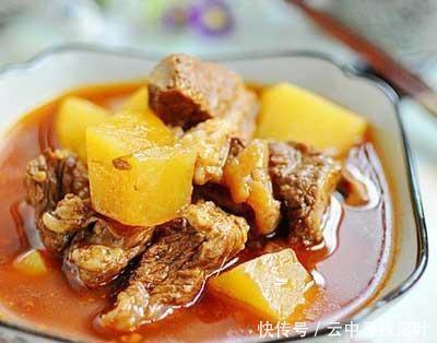 牛腩|红烧土豆炖牛腩,真的不难,跟着我做,吃饱了称赞