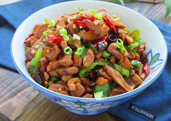 下饭|秋季,遇见此菜别手软,美味又下饭,百吃不腻,待客倍有面子