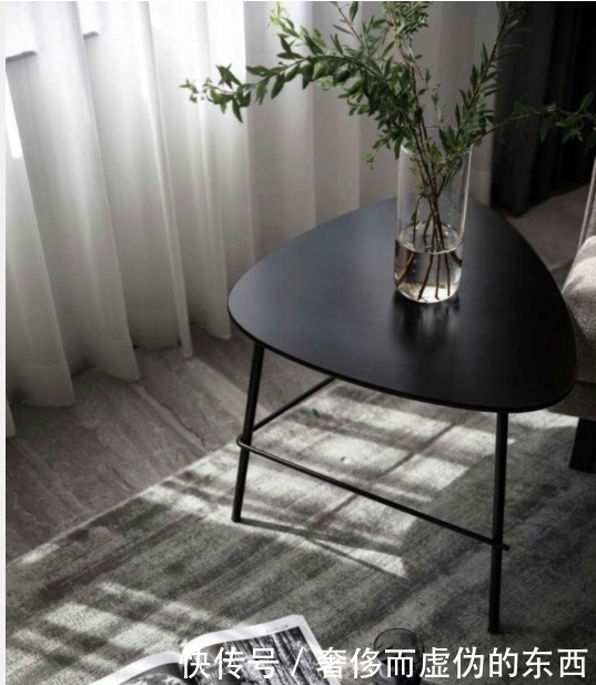  黑白|现代简约风 | 高级黑白灰，经典颜色碰撞