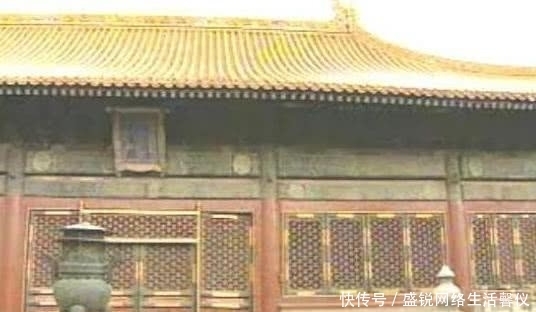  藏传佛教|故宫4成未开放的宫殿，紧闭的大门后，是啥景象？