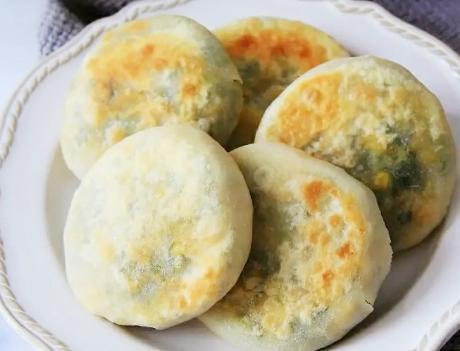 馅饼|做韭菜馅饼时,鸡蛋别再炒了,教你正确做法,韭菜鲜美鸡蛋还软嫩