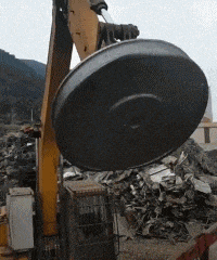 搞笑|搞笑GIF:左手防漏,是个严谨的人