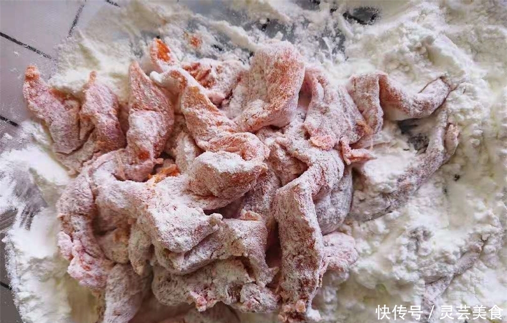 孩子|想吃炸鸡柳不用出去买,教你家常做法,又香又脆,孩子吃不够