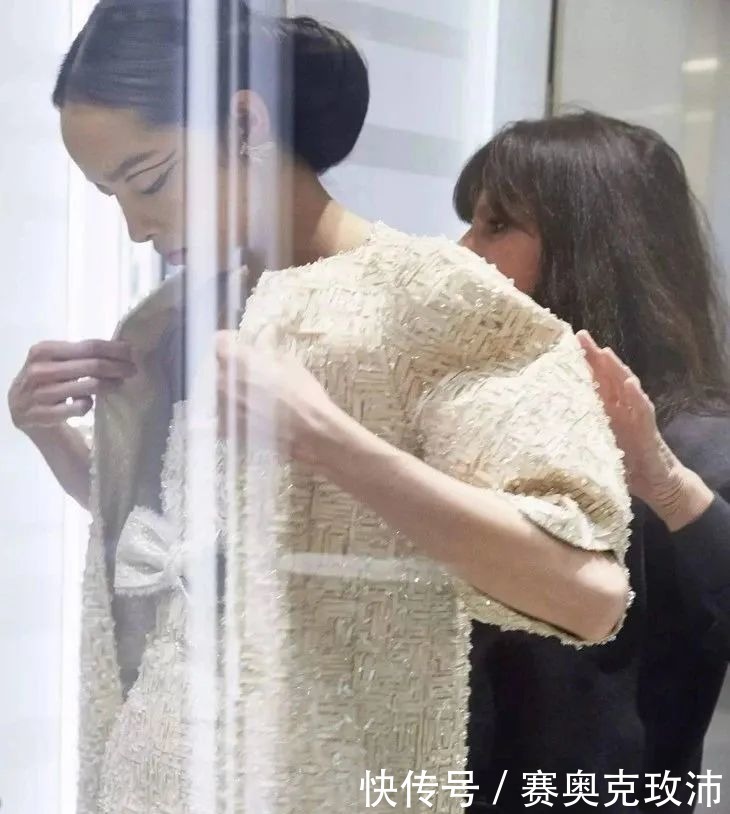 公主|穿高定的香奈儿女孩,是朋克也是卓尔不群的公主